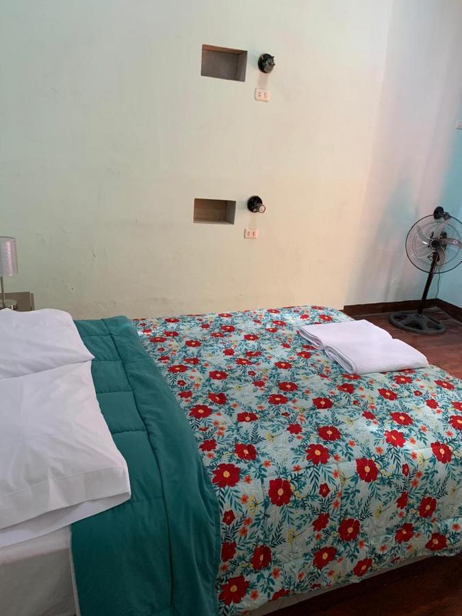 Wild Olive Guest House Ика Екстериор снимка
