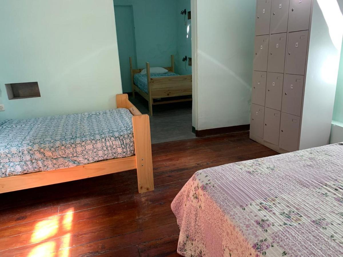 Wild Olive Guest House Ика Екстериор снимка